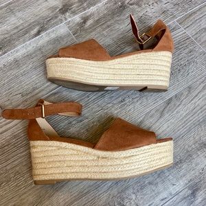 Lane Bryant Tan Wedges, size 9W